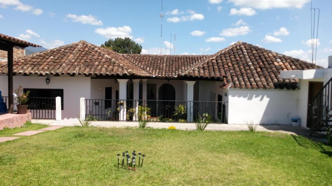 Отель Casa Lobe Окосинго Экстерьер фото